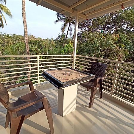 Di Casa Resort Калангут Экстерьер фото